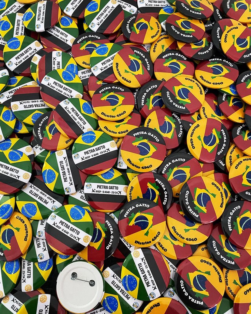 SN BOTONS BOTTONS BROCHE PERSONALIZADOS INTERCAMBIO 01